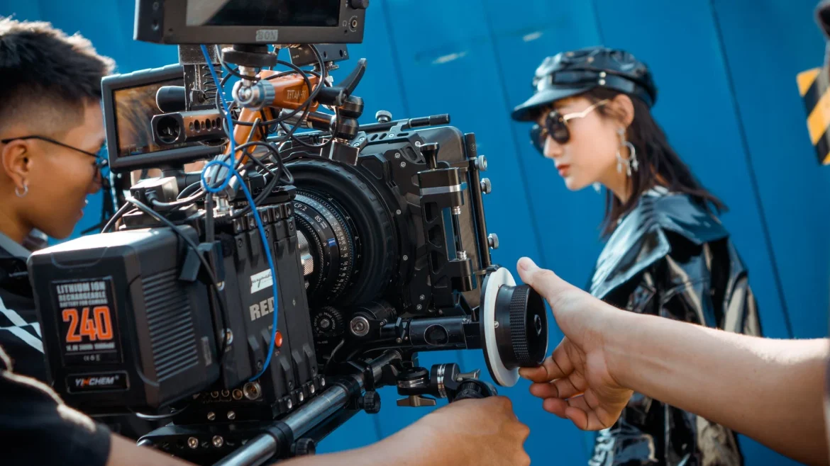 How Video Production Works for Online Distance Education